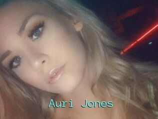 Auri_Jones