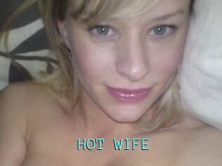 HOT_WIFE