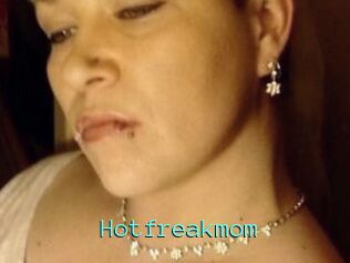 Hotfreakmom