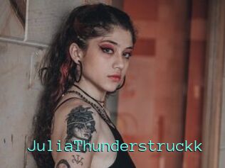 JuliaThunderstruckk