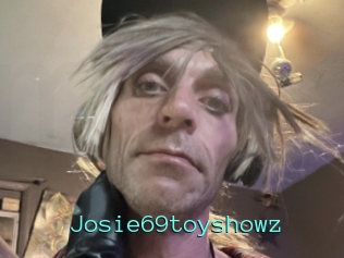Josie69toyshowz