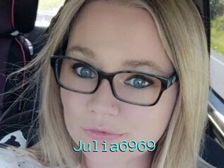 Julia6969