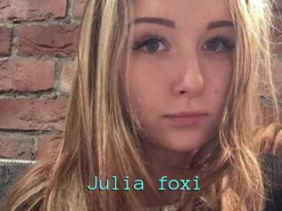 Julia_foxi