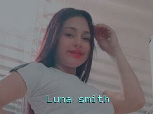 Luna_smith