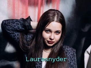 Laurasnyder