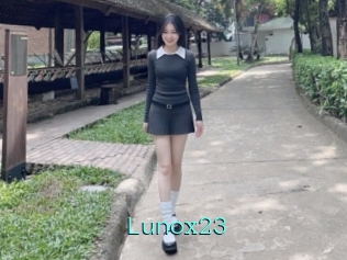 Lunox23