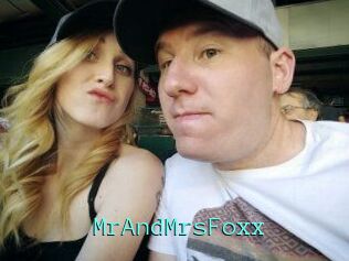 MrAndMrs_Foxx