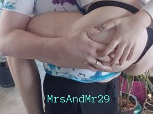 MrsAndMr29