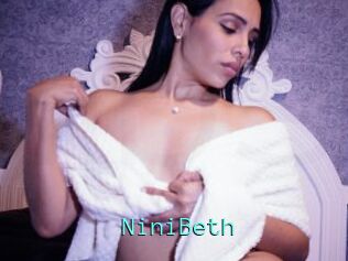 NiniBeth