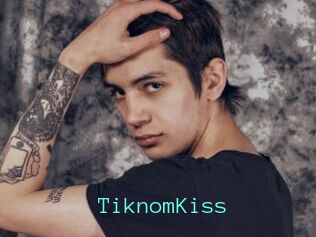 TiknomKiss
